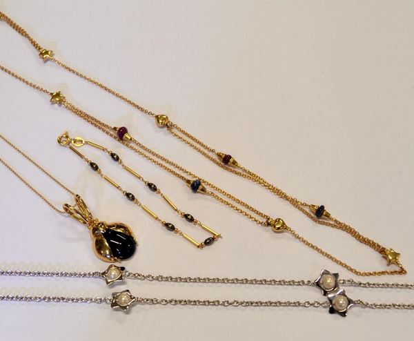 COLLANA&nbsp; IN ORO BIANCO E PERLE