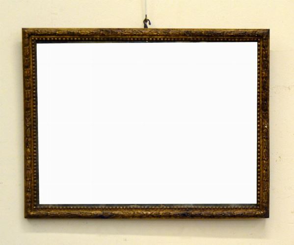 Specchiera, inizi sec. XX, entro cornice in legno  - Asta MOBILI, DIPINTI, OGGETTI D'ARTE E GIOIELLI - Poggio Bracciolini Casa d'Aste