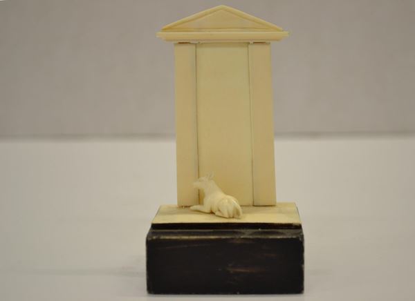 PICCOLO TABERNACOLO, SECOLO XX  - Asta MOBILI, DIPINTI, OGGETTI D'ARTE E GIOIELLI - Poggio Bracciolini Casa d'Aste
