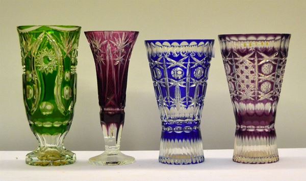 Quattro vasi, sec. XX, in vetro colorato e