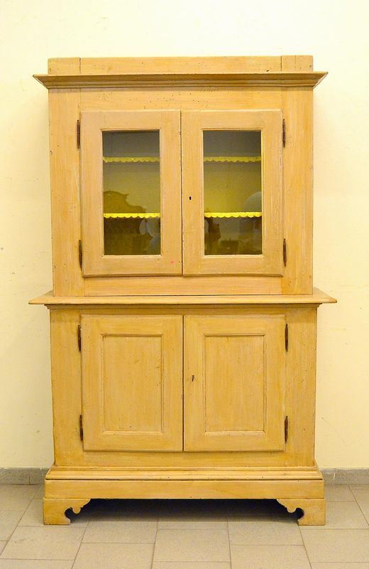 Credenza doppio corpo, in stile 700, in legno laccato,