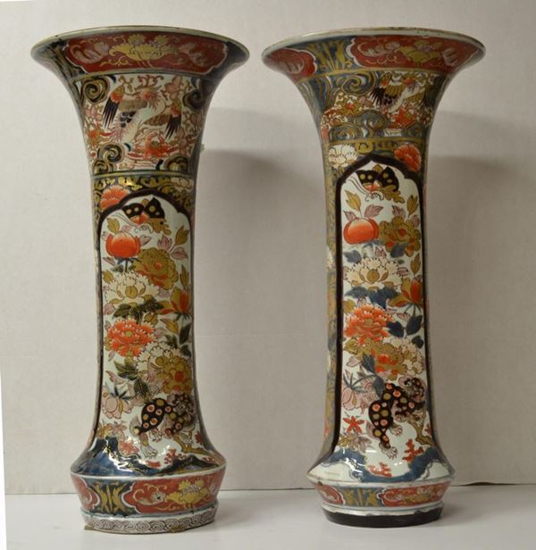 COPPIA DI VASI GIAPPONE SEC.&nbsp; XIX  - Asta MOBILI, DIPINTI, OGGETTI D'ARTE E GIOIELLI - Poggio Bracciolini Casa d'Aste