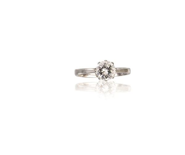 ANELLO IN ORO BIANCO E DIAMANTE