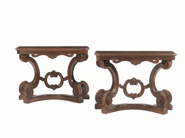 COPPIA DI PICCOLE CONSOLES, PIEMONTE, IN STILE SEICENTO&nbsp;&nbsp;&nbsp;&nbsp;&nbsp;&nbsp;&nbsp;&nbsp;&nbsp;&nbsp;&nbsp;&nbsp;&nbsp;&nbsp;&nbsp;&nbsp;&nbsp;&nbsp;&nbsp;
