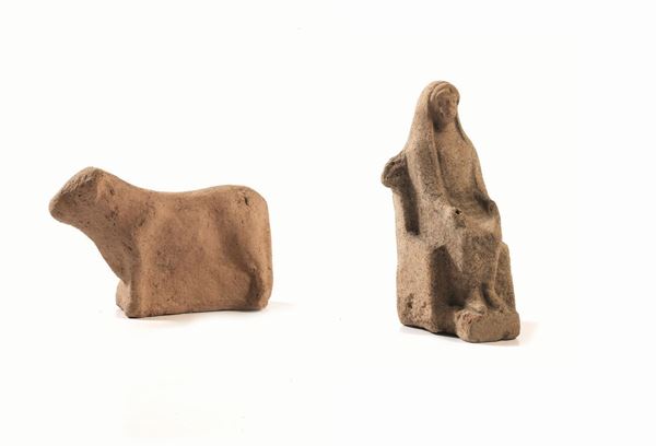DUE STATUETTE VOTIVE, MAGNA GRECIA, V-IV SECOLO A. C.&nbsp;&nbsp;&nbsp;&nbsp;&nbsp;&nbsp;&nbsp;&nbsp;&nbsp;&nbsp;&nbsp;&nbsp;&nbsp;&nbsp;&nbsp;&nbsp;&nbsp;&nbsp;&nbsp;&nbsp;&nbsp;
