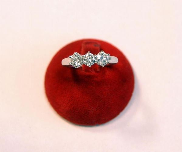 ANELLO, TRILOGY , IN ORO BIANCO E DIAMANTI