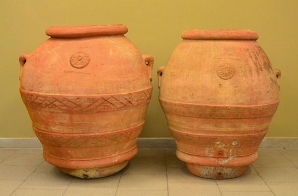 Coppia di orci, sec. XX, manifattura Ricceri e Paoletti,  - Asta GIOIELLI, ARGENTI, ARREDI, DIPINTI - Poggio Bracciolini Casa d'Aste