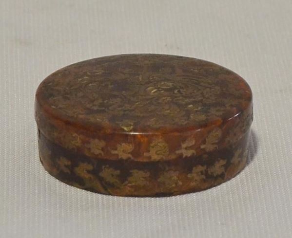 Piccola tabacchiera circolare, sec. XIX,