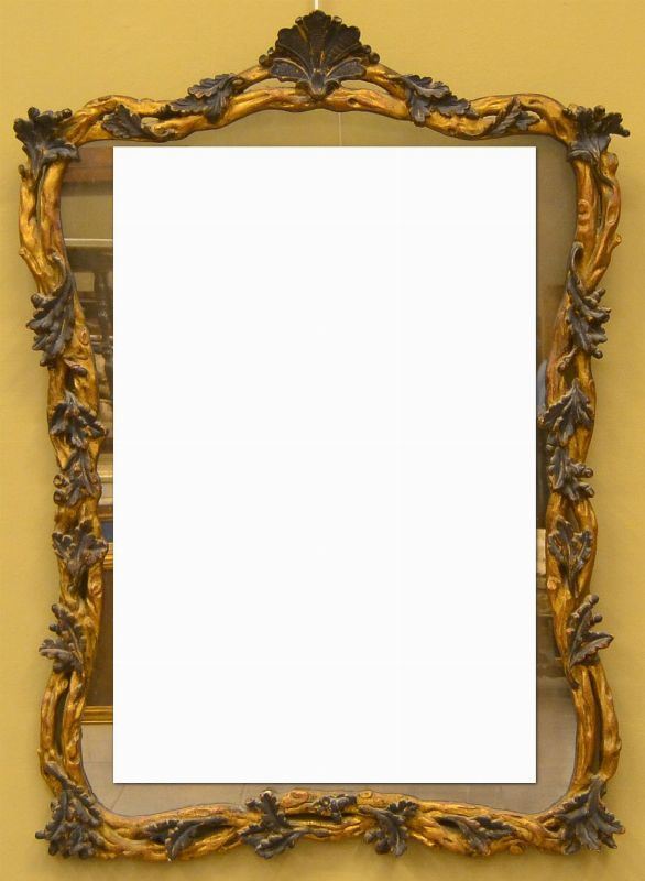 Cornice, sec. XX, in legno intagliato e laccato,