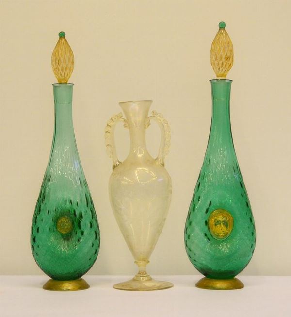 Anfora, sec. XIX, in vetro di Murano  - Asta GIOIELLI, ARGENTI, ARREDI, DIPINTI - Poggio Bracciolini Casa d'Aste