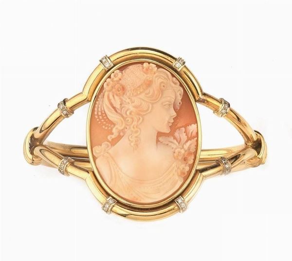 BRACCIALE IN ORO GIALLO, CAMMEO E DIAMANTI&nbsp;&nbsp;&nbsp;&nbsp;&nbsp;&nbsp;&nbsp;&nbsp;&nbsp;&nbsp;&nbsp;&nbsp;&nbsp;&nbsp;&nbsp;&nbsp;&nbsp;&nbsp;&nbsp;&nbsp;&nbsp;&nbsp;&nbsp;&nbsp;&nbsp;&nbsp;&nbsp;&nbsp;&nbsp;&nbsp;&nbsp;&nbsp;