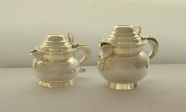 DUE TEIERE, INIZI SEC. XX  - Asta ANTIQUARIATO, COLLEZIONISMO, GIOIELLI - Poggio Bracciolini Casa d'Aste