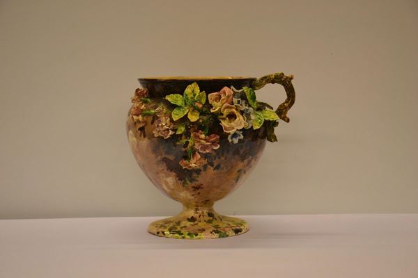 Vaso, sec. XX, in terracotta pitturata
