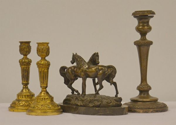 Scultura, sec. XX, in bronzo, raffigurante cavalli, cm 21x17