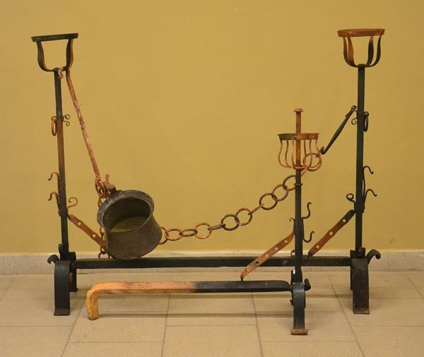 Due alari, sec. XVIII, in ferro battuto,
