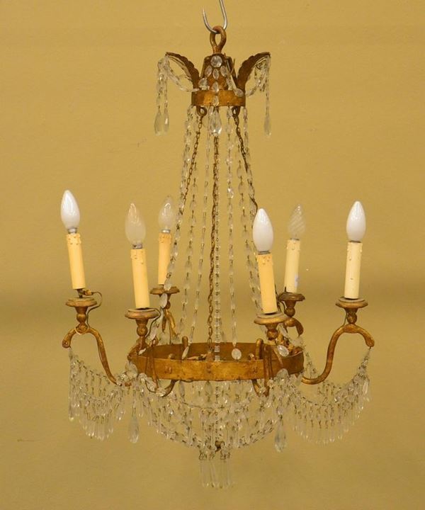 Lampadario, sec. XIX, in metallo circolare