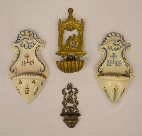 Acquasantiera, sec. XVIII, in bronzo dorato e lavorato,
