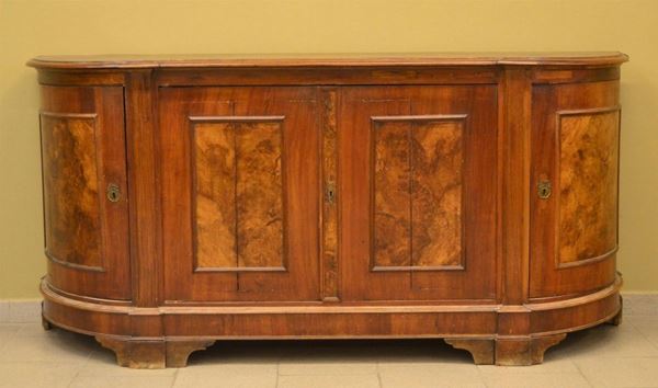 Credenza scantonata, inizi sec. XX, in noce,