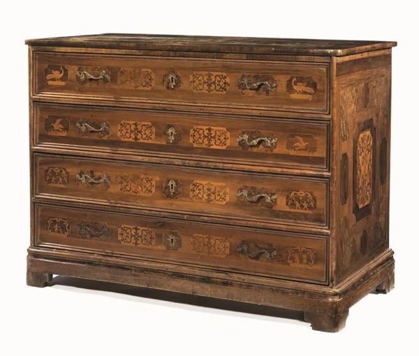 Cassettone, Veneto, sec. XVIII, in noce intarsiato,  - Asta ANTIQUARIATO, COLLEZIONISMO, GIOIELLI - Poggio Bracciolini Casa d'Aste