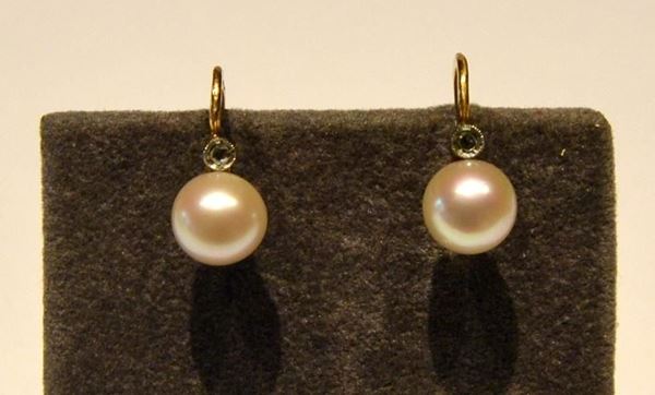 PAIO DI ORECCHINI IN ORO ROSA, ORO BIANCO, PERLE E DIAMANTI    