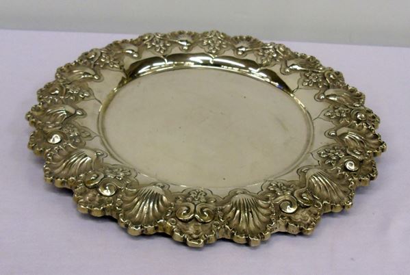 VASSOIO, SEC. XIX . PORTOGALLO  - Asta ANTIQUARIATO, COLLEZIONISMO, GIOIELLI - Poggio Bracciolini Casa d'Aste