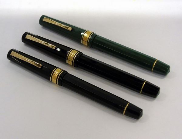 TRE&nbsp; PENNE STILOGRAFICHE OMAS
