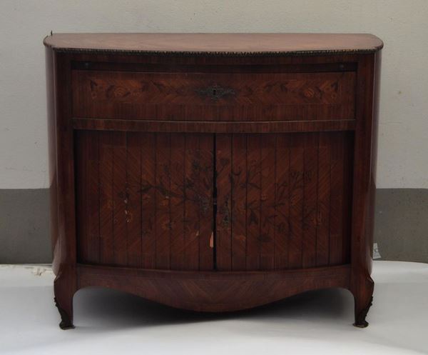 Credenza, in stile '700, in mogano filettato,