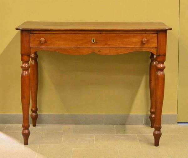 Tavolino, toscana sec. XIX, in noce  - Asta ANTIQUARIATO, COLLEZIONISMO, GIOIELLI - Poggio Bracciolini Casa d'Aste