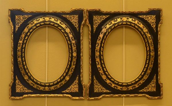 Due cornici, in stile Napoleone III, in legno laccato
