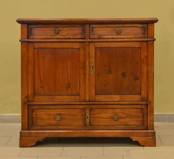 Credenza, sec. XX, in abete 
