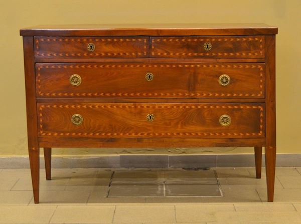 Cassettone, Luigi XVI, in noce filettato  - Asta ANTIQUARIATO, COLLEZIONISMO, GIOIELLI - Poggio Bracciolini Casa d'Aste