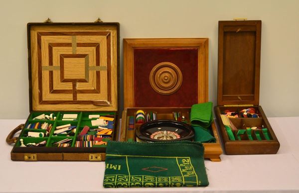 Tre scatole da gioco, contenanti                                            - Asta ASTA A TEMPO - MOBILI, DIPINTI, OGGETTI D'ARTE - Poggio Bracciolini Casa d'Aste