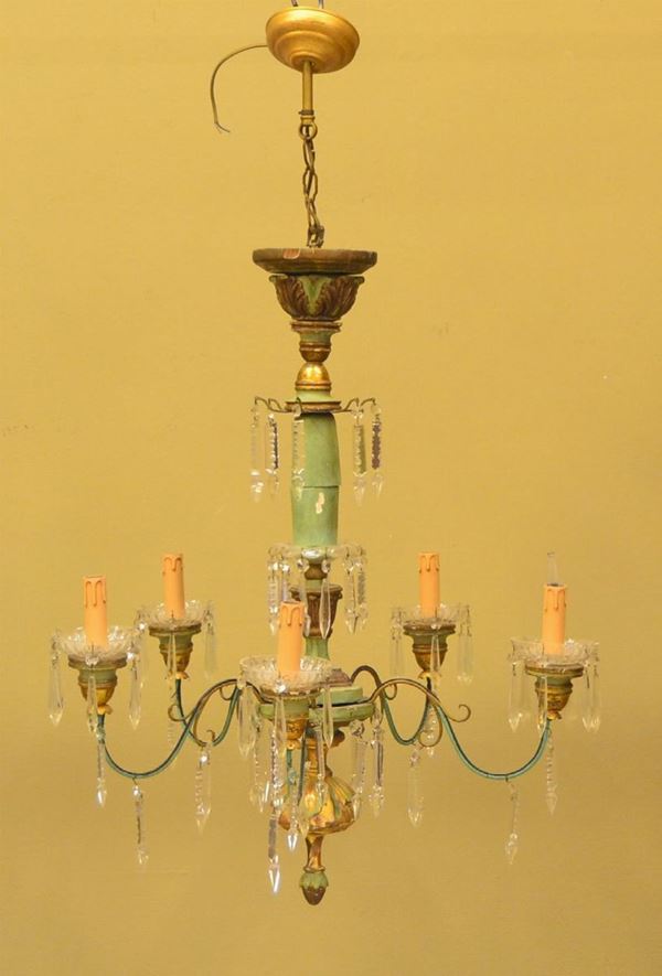Lampadario, inizi sec. XX, in legno                                       