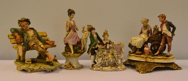 Quattro gruppi, sec. XX, in ceramica, raffiguranti                        