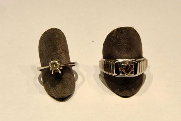 ANELLO IN ORO BIANCO E DIAMANTE                                           