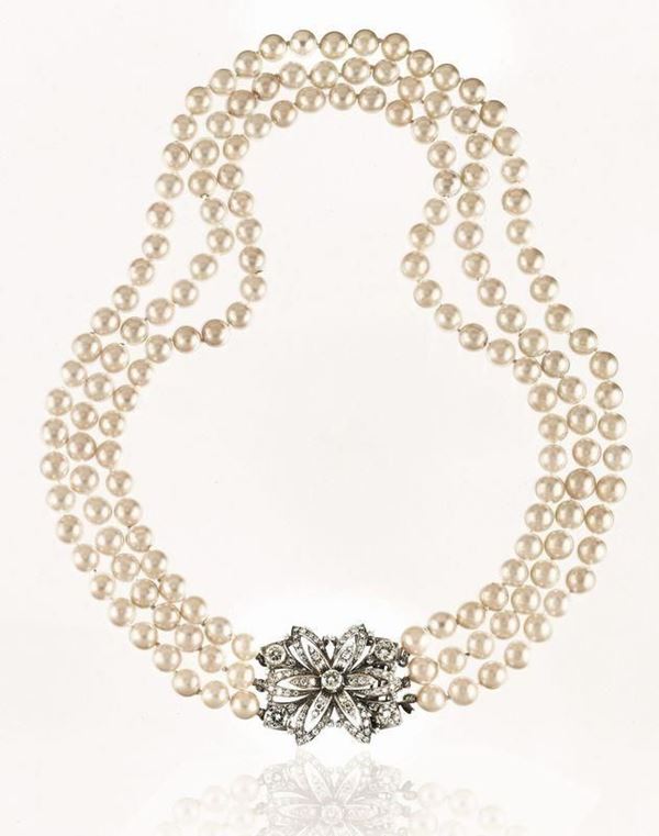 COLLANA IN ORO BIANCO, PERLE E DIAMANTI