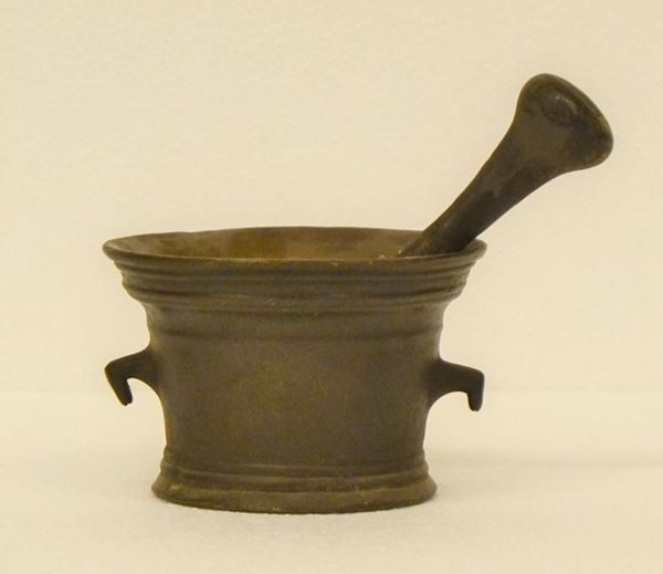 Mortaio, sec. XVIII, in bronzo,