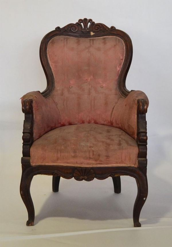 Poltrona, Luigi Filippo, in noce intagliato,