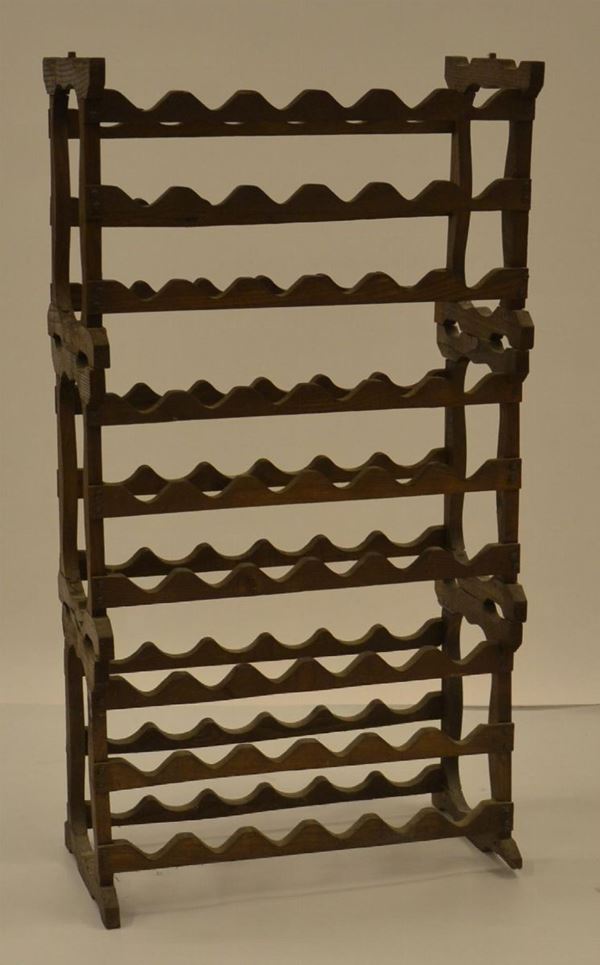 Portabottiglie, sec. XX, in legno,&nbsp;&nbsp;&nbsp;&nbsp;&nbsp;&nbsp;&nbsp;&nbsp;&nbsp;&nbsp;&nbsp;&nbsp;&nbsp;&nbsp;&nbsp;&nbsp;&nbsp;&nbsp;&nbsp;&nbsp;&nbsp;&nbsp;&nbsp;&nbsp;&nbsp;&nbsp;&nbsp;&nbsp;&nbsp;&nbsp;&nbsp;&nbsp;&nbsp;&nbsp;&nbsp;&nbsp;&nbsp;&nbsp;&nbsp;&nbsp;