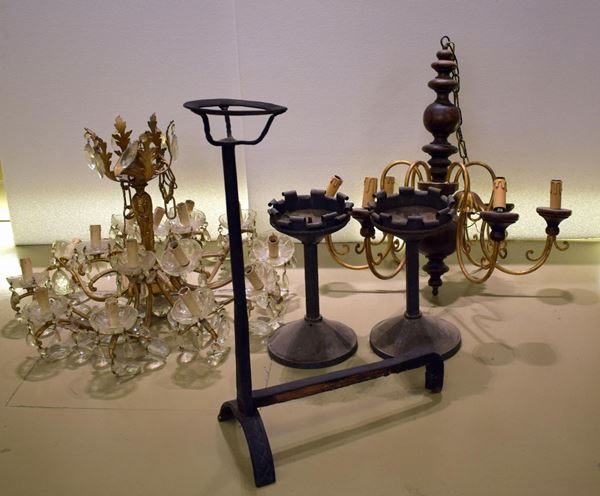 Due lumiere, in legno e metallo a sei luci&nbsp;&nbsp;&nbsp;&nbsp;&nbsp;&nbsp;&nbsp;&nbsp;&nbsp;&nbsp;&nbsp;&nbsp;&nbsp;&nbsp;&nbsp;&nbsp;&nbsp;&nbsp;&nbsp;&nbsp;&nbsp;&nbsp;&nbsp;&nbsp;&nbsp;&nbsp;&nbsp;&nbsp;&nbsp;&nbsp;&nbsp;&nbsp;
