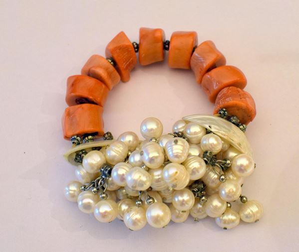 BRACCIALE IN CORALLO BAMBU' E PERLE
