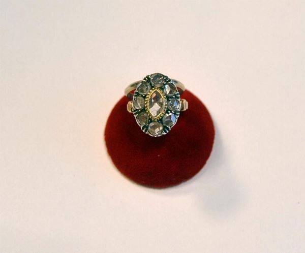 ANELLO IN ORO GIALLO, ARGENTO E DIAMANTI