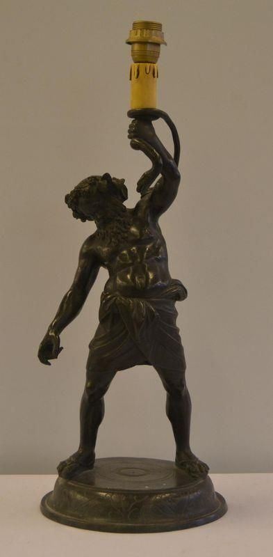 Scultura, fine sec. XIX, in bronzo,&nbsp;&nbsp;&nbsp;&nbsp;&nbsp;&nbsp;&nbsp;&nbsp;&nbsp;&nbsp;&nbsp;&nbsp;&nbsp;&nbsp;&nbsp;&nbsp;&nbsp;&nbsp;&nbsp;&nbsp;&nbsp;&nbsp;&nbsp;&nbsp;&nbsp;&nbsp;&nbsp;&nbsp;&nbsp;&nbsp;&nbsp;&nbsp;&nbsp;&nbsp;&nbsp;&nbsp;&nbsp;&nbsp;&nbsp;
