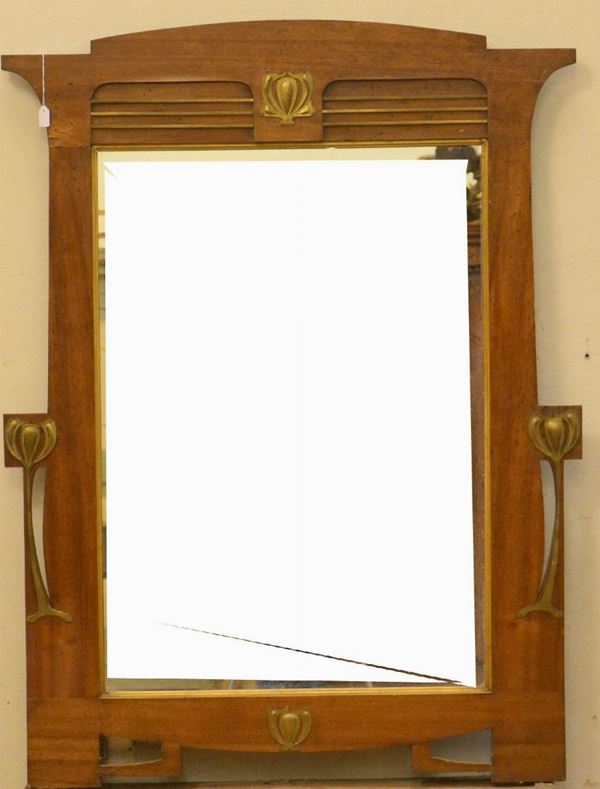 Baule, inizi sec. XX, in metallo e legno,  - Asta GIOIELLI, ARGENTI, ARREDI, OGGETTI D'ARTE E DIPINTI - Poggio Bracciolini Casa d'Aste
