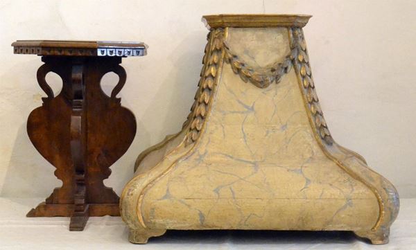 Panchetto, in stile rinascimento, in noce,