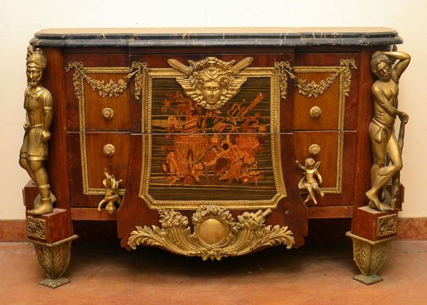Cassettone, in stile 700, in mogano intarsiato,