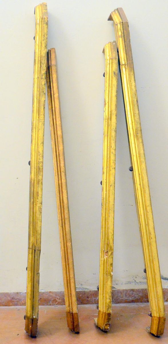 Quattro mantovane, inizi sec. XX, in legno