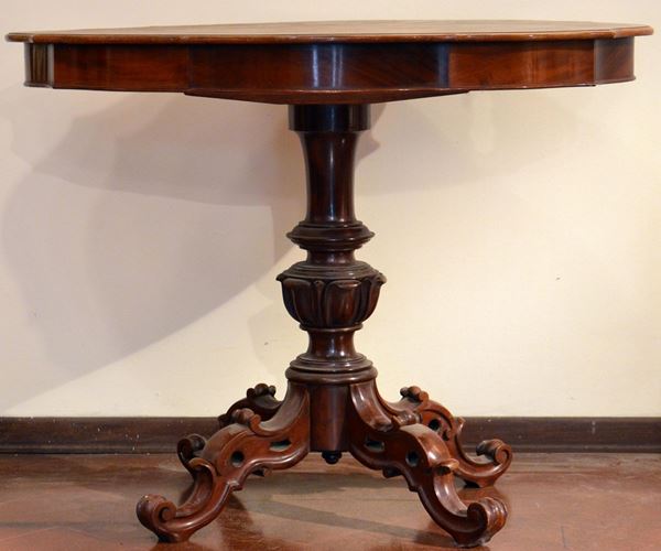 Tavolino, Toscana, sec. XIX, in mogano, un cassetto,  - Asta GIOIELLI, ARGENTI, ARREDI, OGGETTI D'ARTE E DIPINTI - Poggio Bracciolini Casa d'Aste