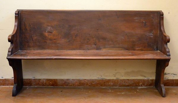 Panca, sec. XIX, in noce, alto schienale  - Asta GIOIELLI, ARGENTI, ARREDI, OGGETTI D'ARTE E DIPINTI - Poggio Bracciolini Casa d'Aste