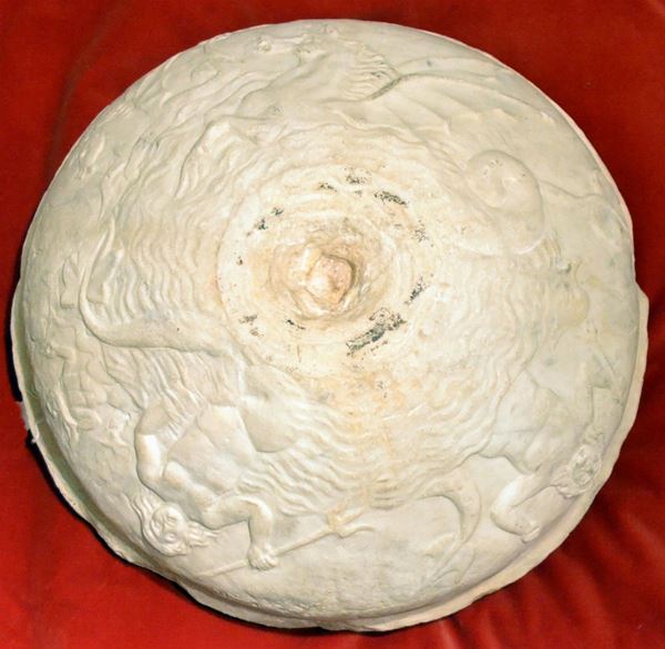 Acquasantiera, sec. XIX, in marmo scolpito,  - Asta GIOIELLI, ARGENTI, ARREDI, OGGETTI D'ARTE E DIPINTI - Poggio Bracciolini Casa d'Aste